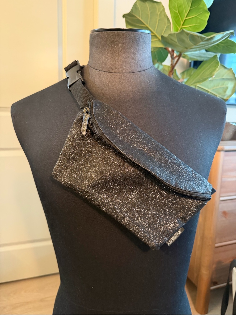 Sparkle Black Waist Bag - Unbranded